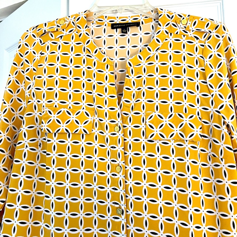 Yellow print top